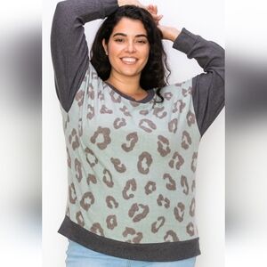 Leopard Print Crew Neck Sweater